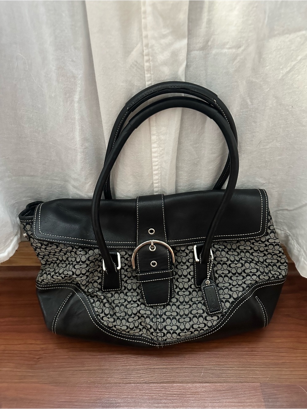 Vintage Soho coach shoulder bag y2k